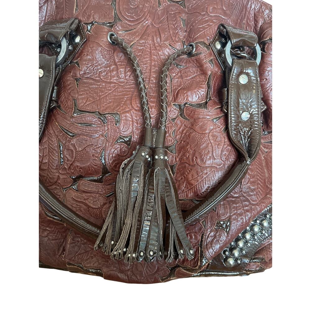 Kippys Brown Glossed Leather Floral Embossed Large Shoulder Bag‎ - Picture 10 of 12